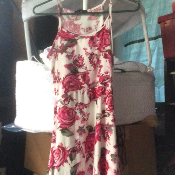 Dress - Picture 2 of 3